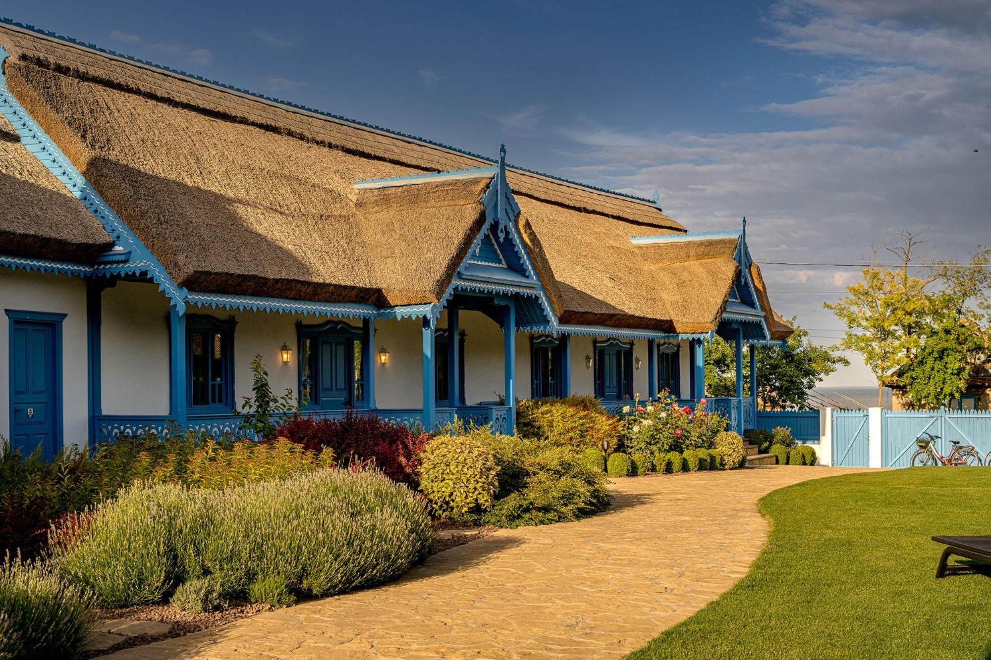 Casa Filip Din Sarichioi Hotel Екстериор снимка