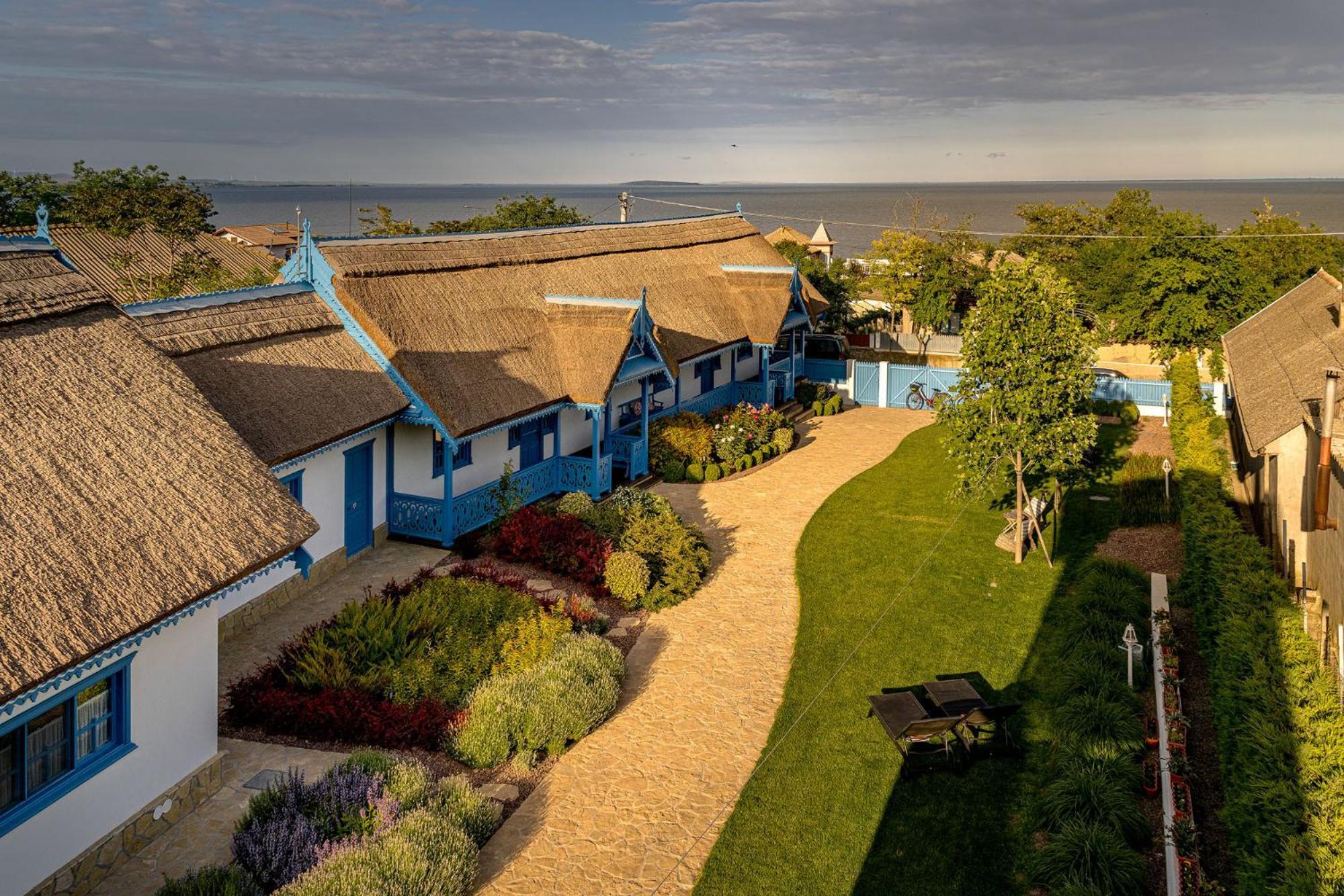 Casa Filip Din Sarichioi Hotel Екстериор снимка